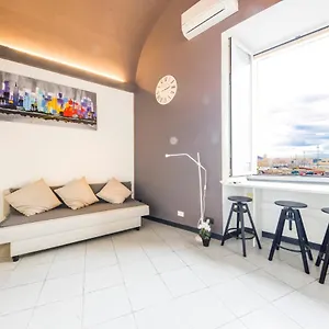 https://lanterna-genoa.hotelitalianriviera.com